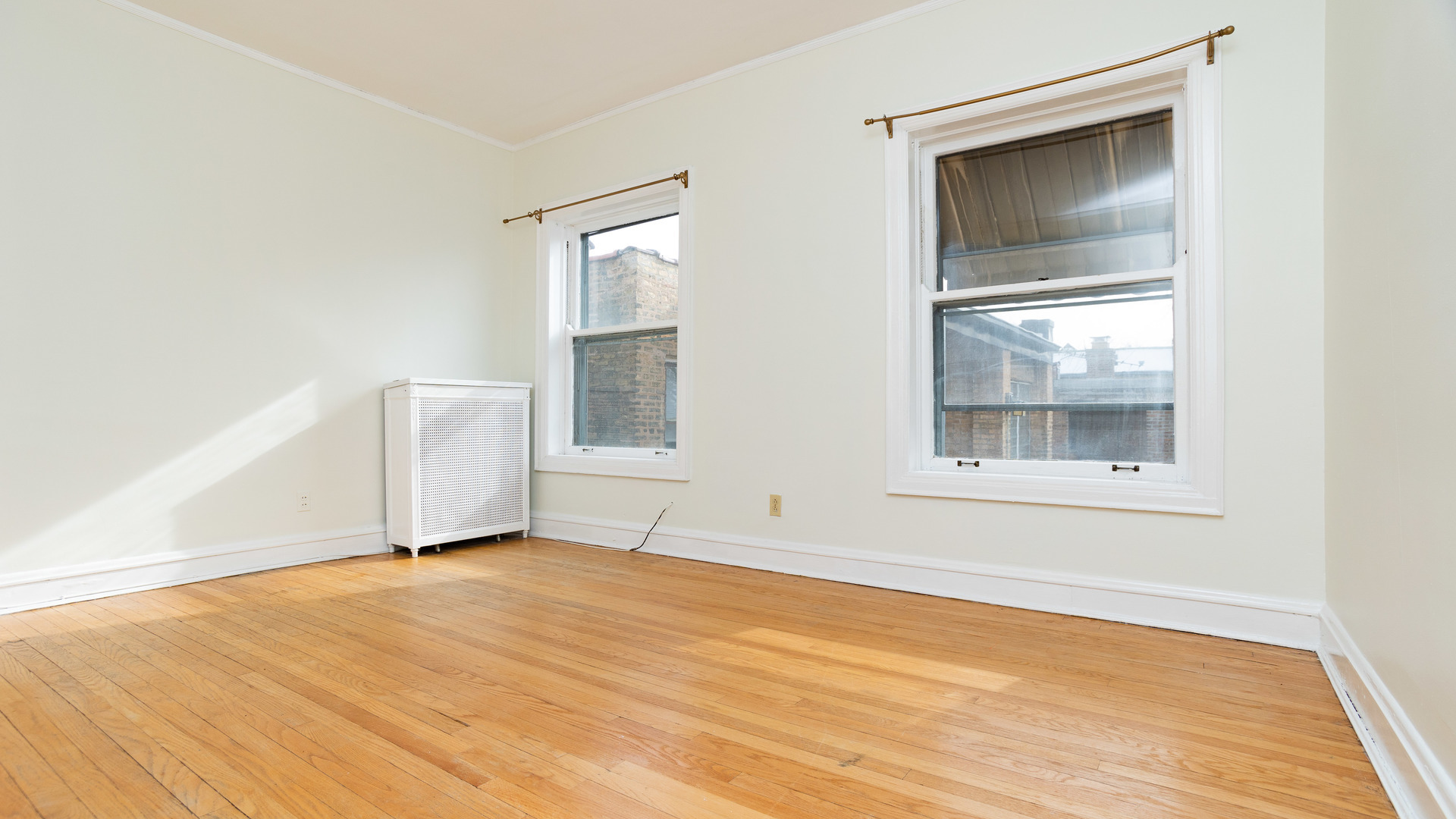 550 Michigan Avenue Unit: 3
