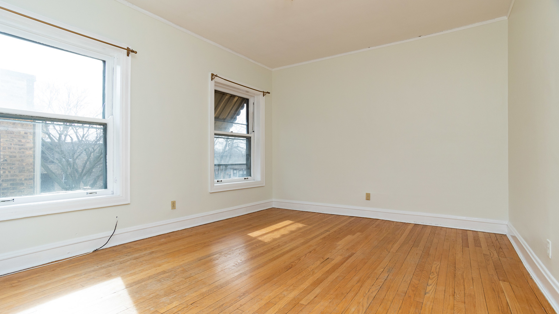 550 Michigan Avenue Unit: 3