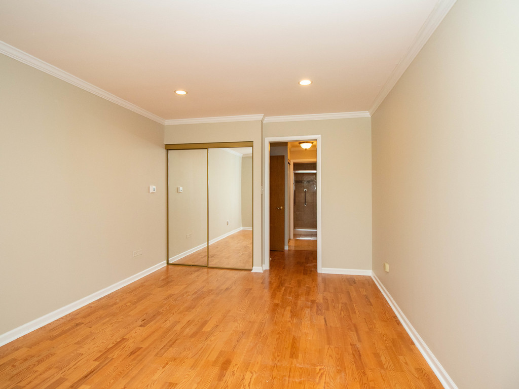 250 Ridge Avenue Unit: 5D
