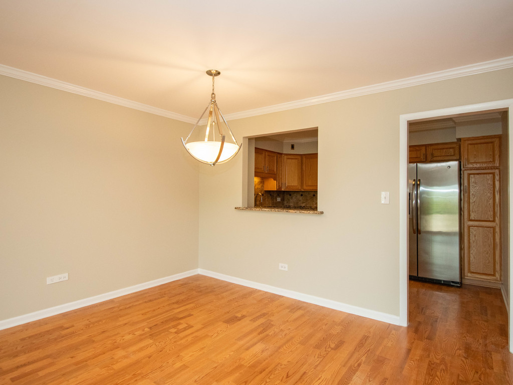 250 Ridge Avenue Unit: 5D