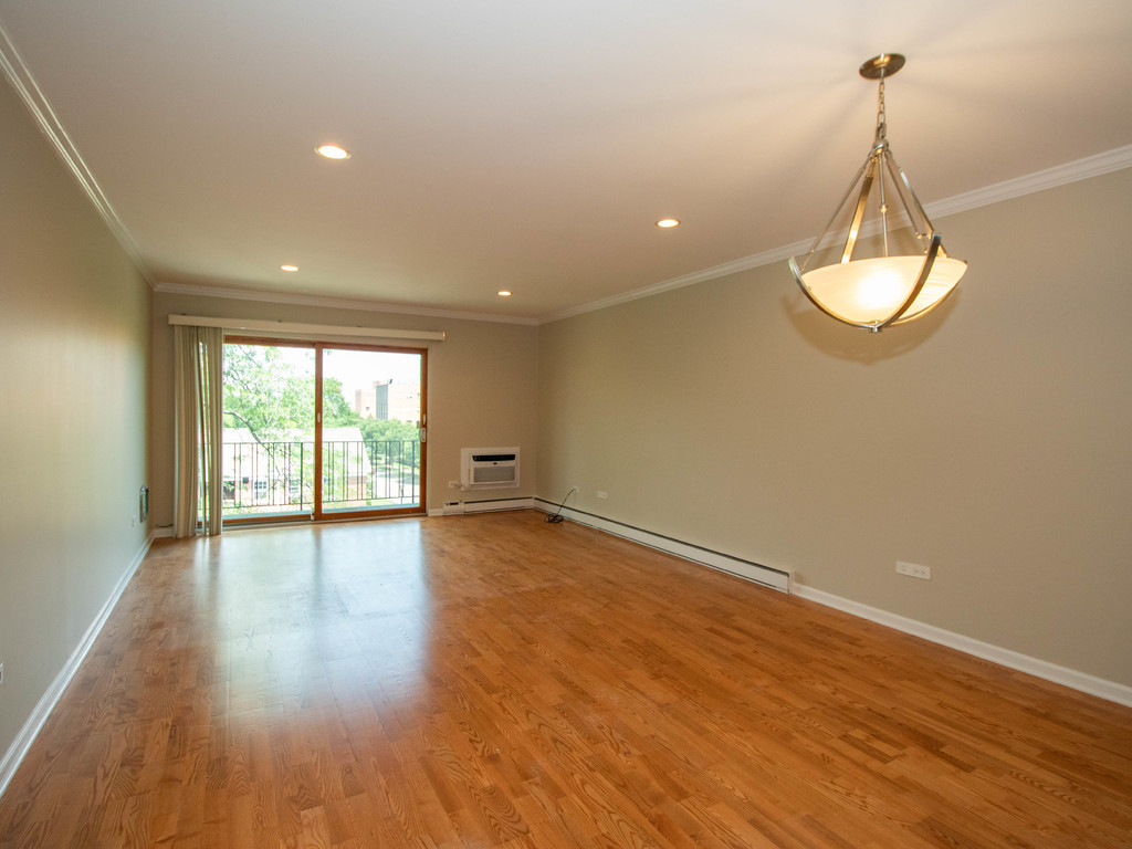 250 Ridge Avenue Unit: 5D