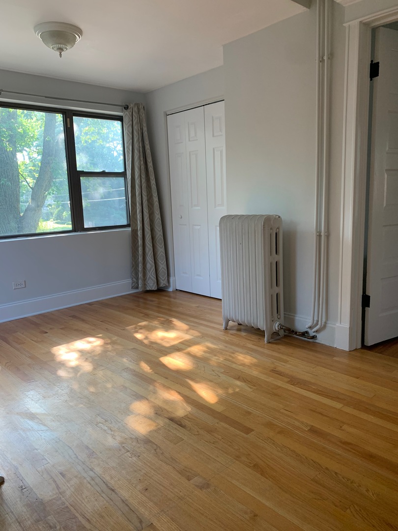 1230 Wesley Avenue Unit: 2