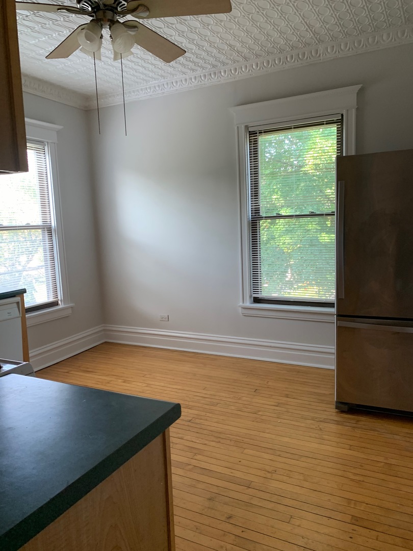 1230 Wesley Avenue Unit: 2