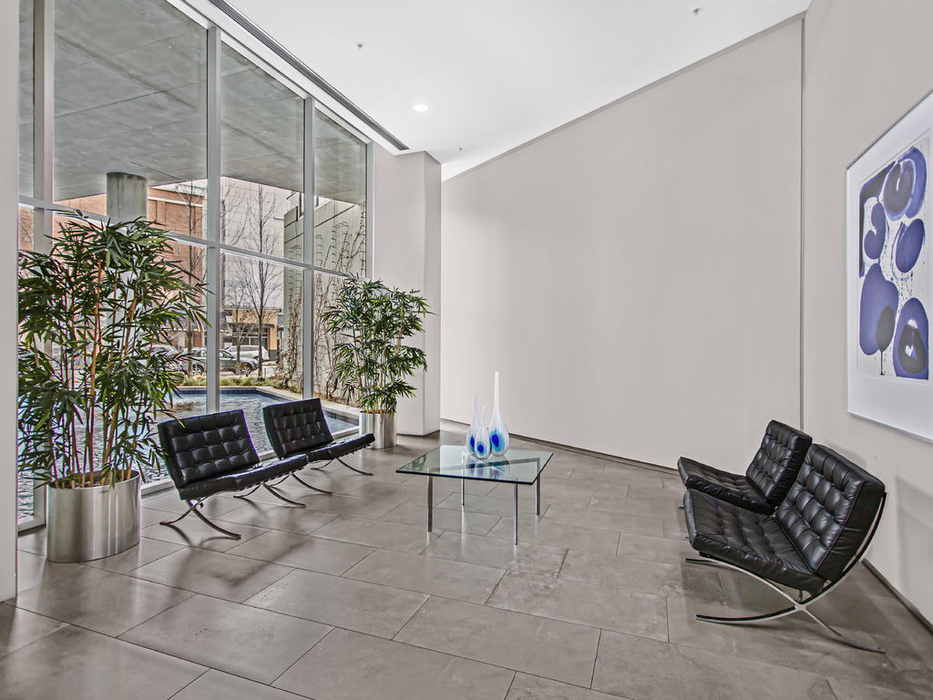 1720 Maple Street Unit: 2030