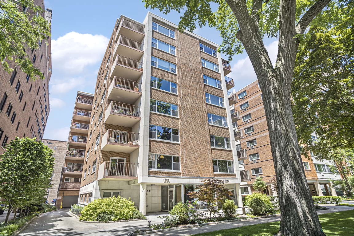 1508 Hinman Avenue Unit: 2B