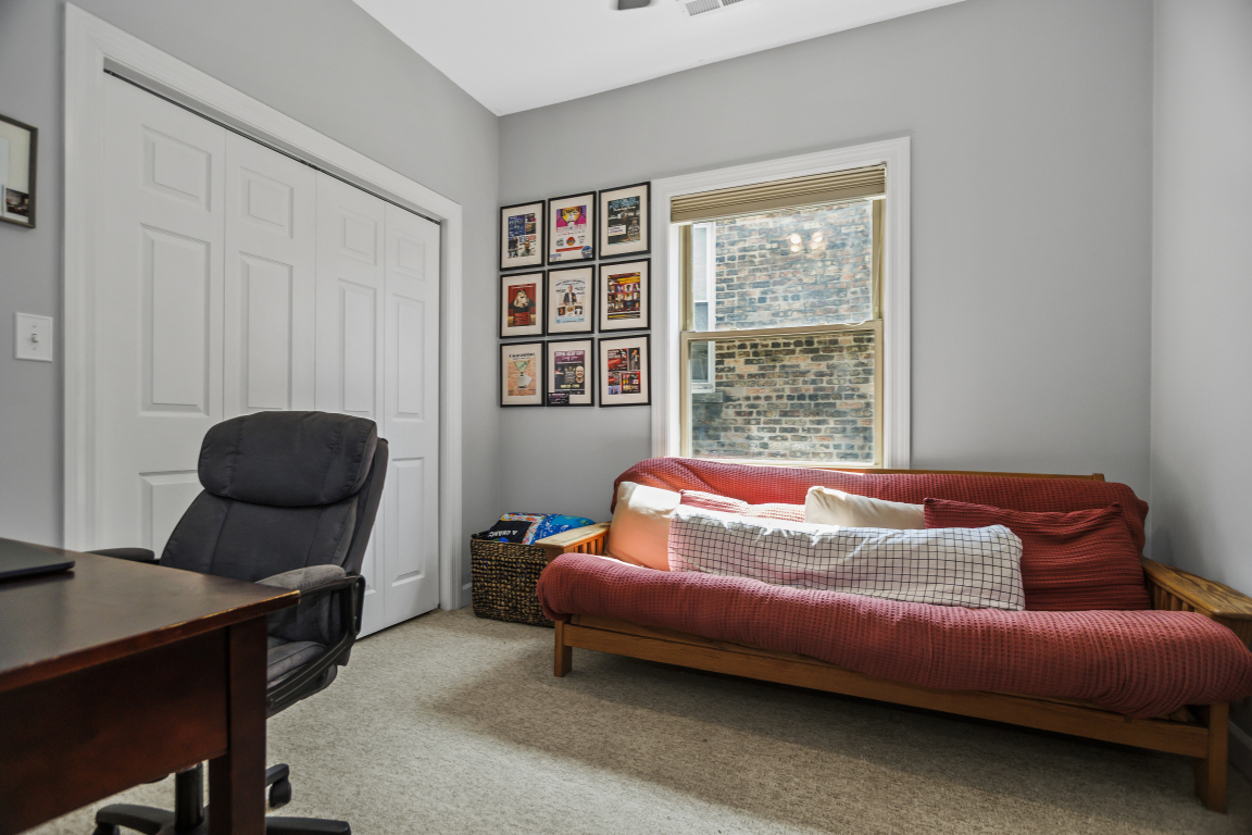 4444 N Dover Street Unit: 3S