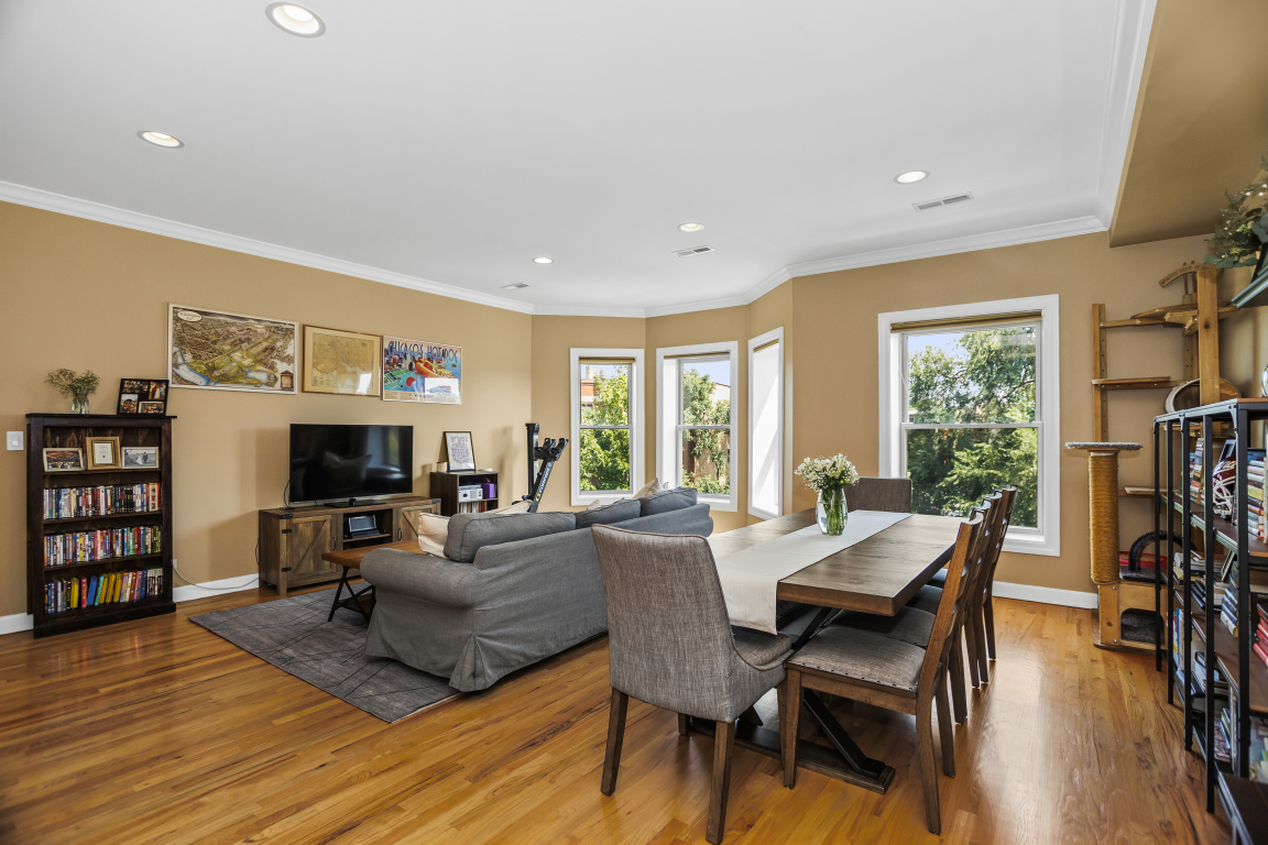 4444 N Dover Street Unit: 3S