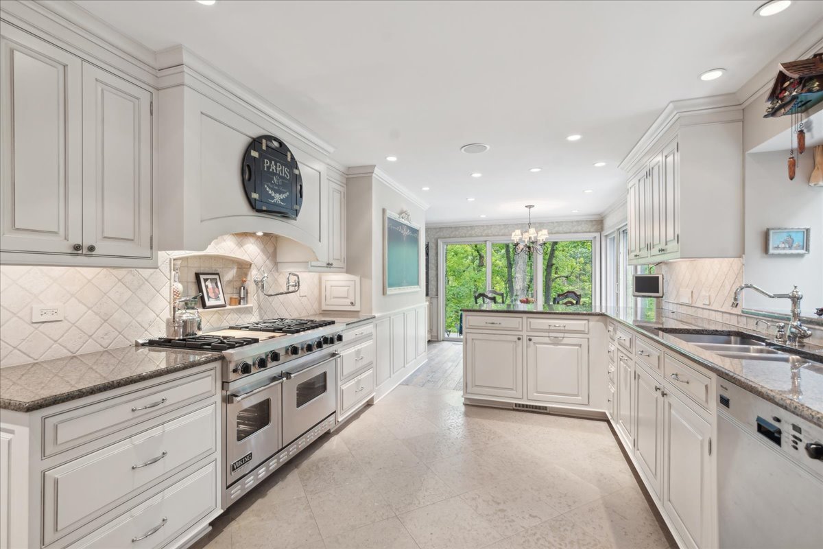 1213 Turicum Road