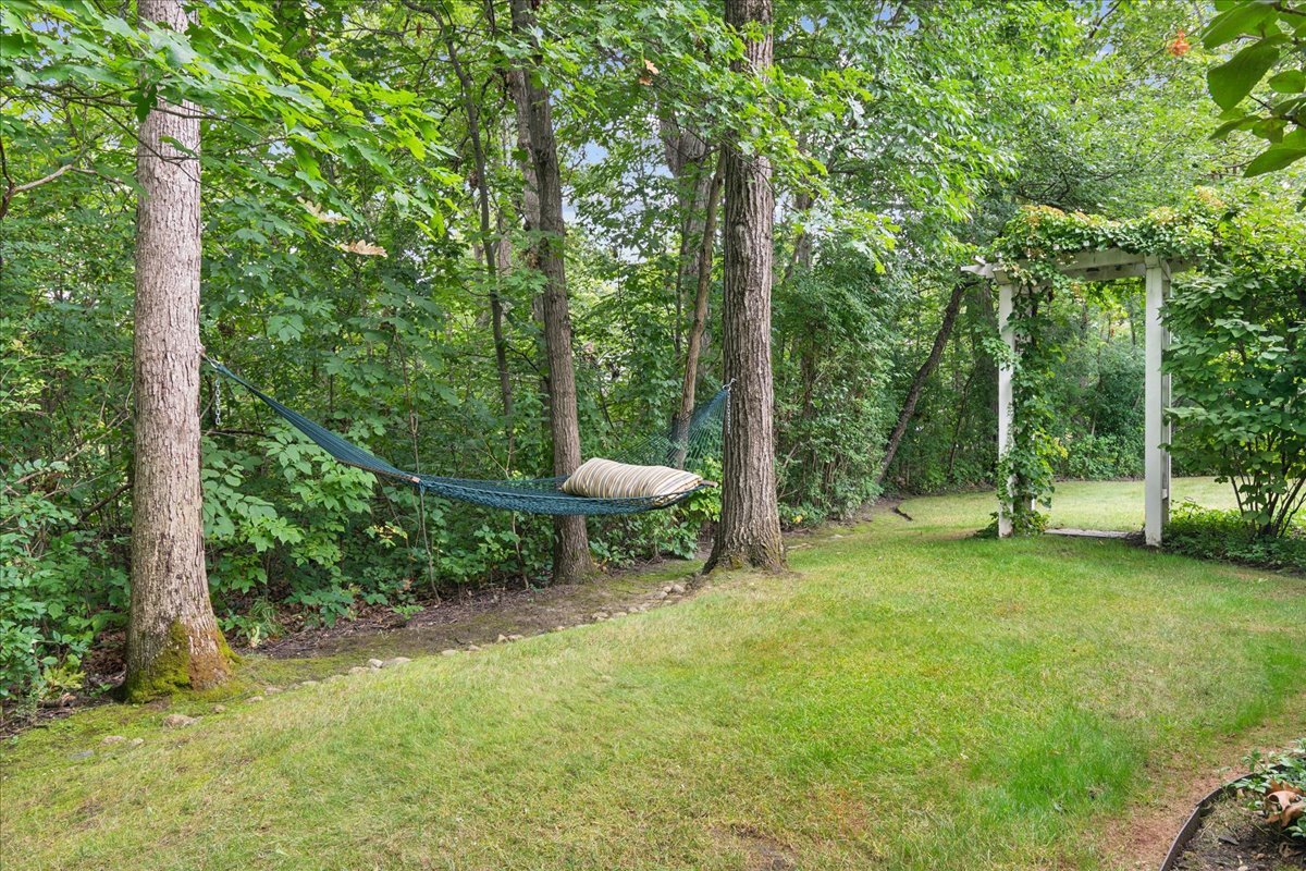 1213 Turicum Road
