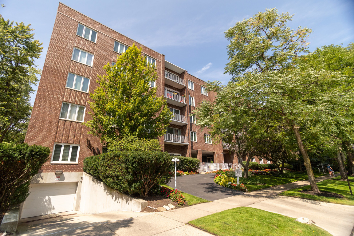 1500 Oak Avenue Unit: 1H