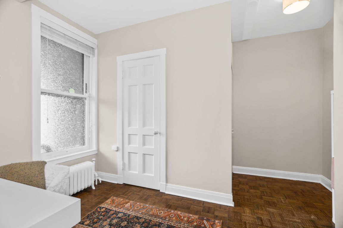 925 Michigan Avenue Unit: 3