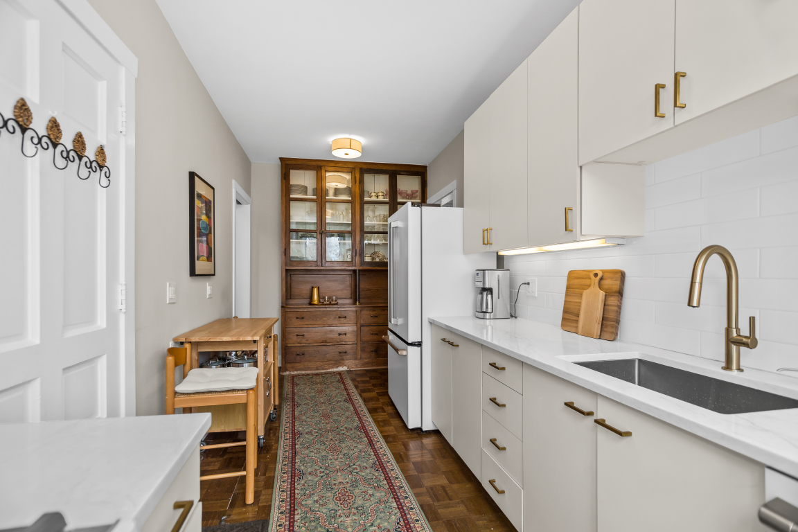 925 Michigan Avenue Unit: 3