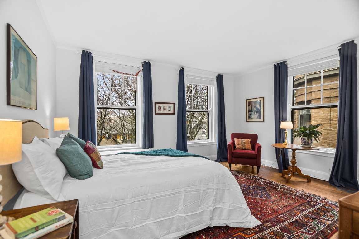 925 Michigan Avenue Unit: 3