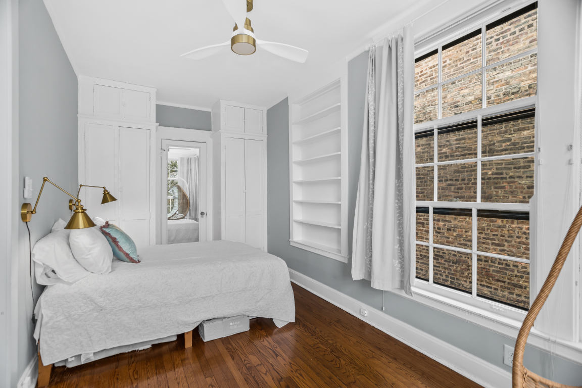 925 Michigan Avenue Unit: 3