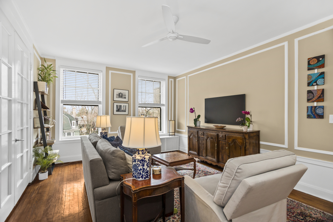 925 Michigan Avenue Unit: 3