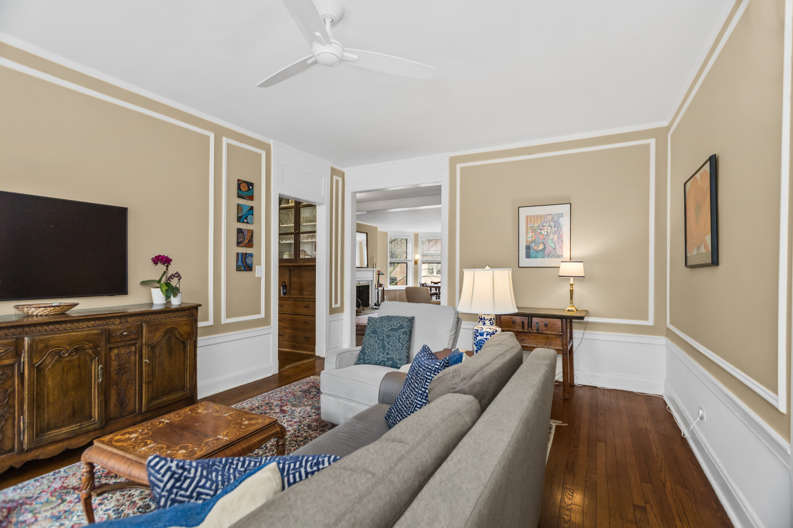 925 Michigan Avenue Unit: 3