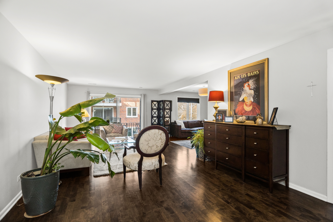 2333 Central Street Unit: 307