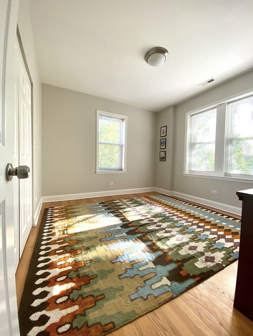 7062 N Wolcott Avenue Unit: 3