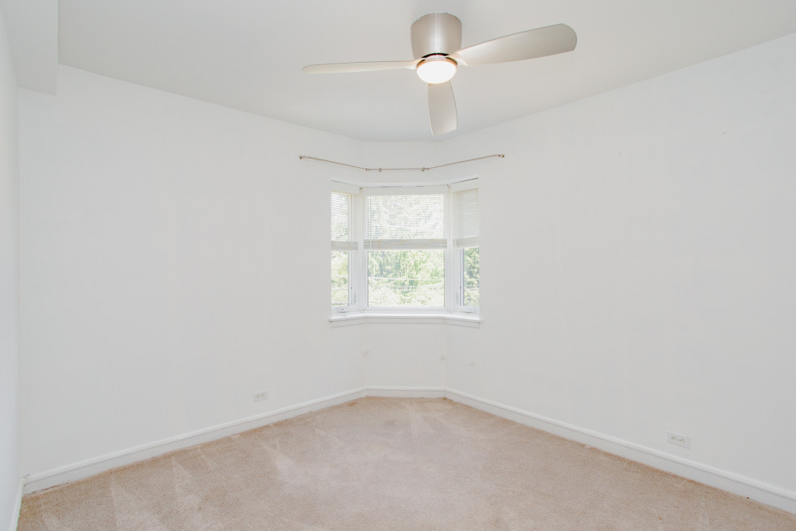 2611 Central Street Unit: 3