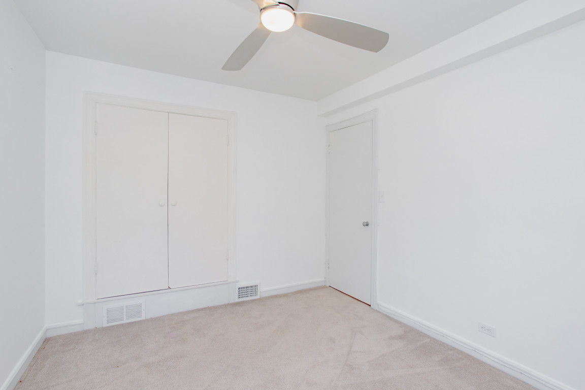 2611 Central Street Unit: 3