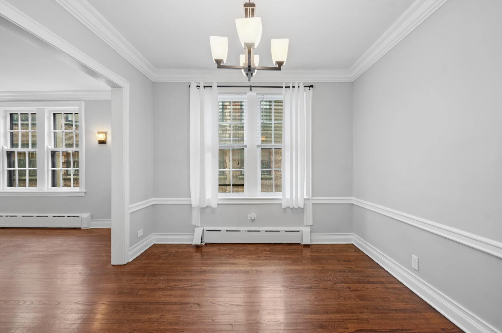 598 Sheridan Square Unit: 2W