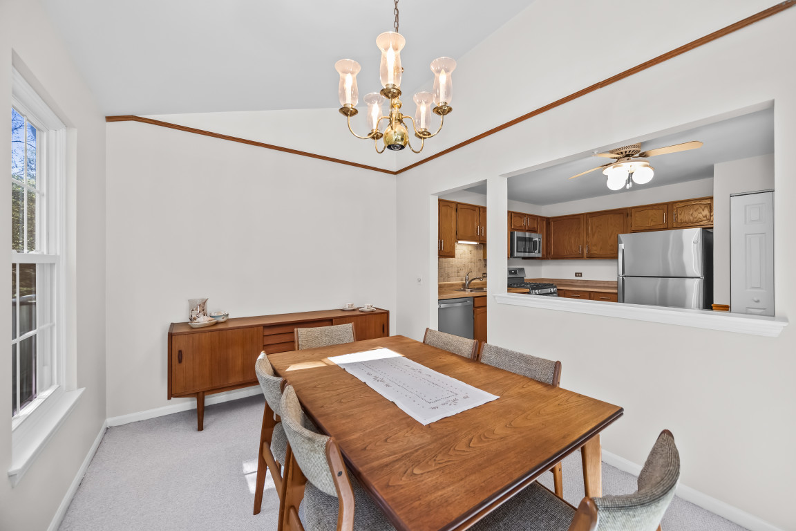609 Edinburgh Lane Unit: B