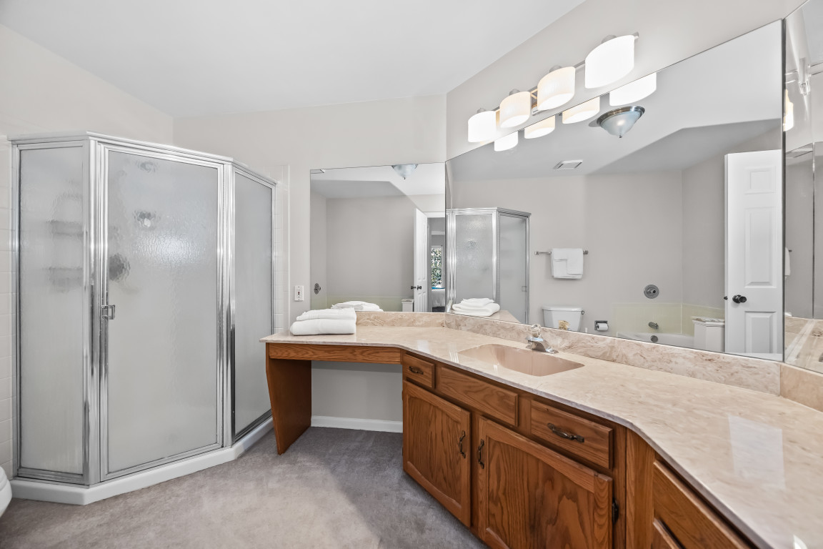 609 Edinburgh Lane Unit: B
