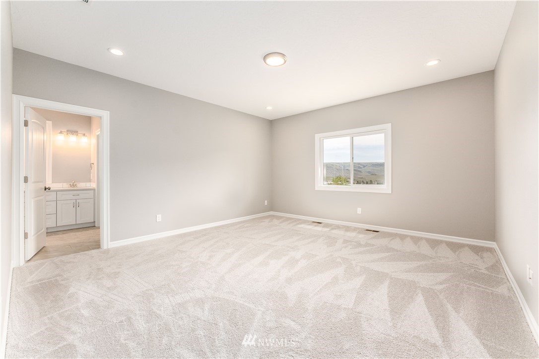482 Sunny Brooke Lane