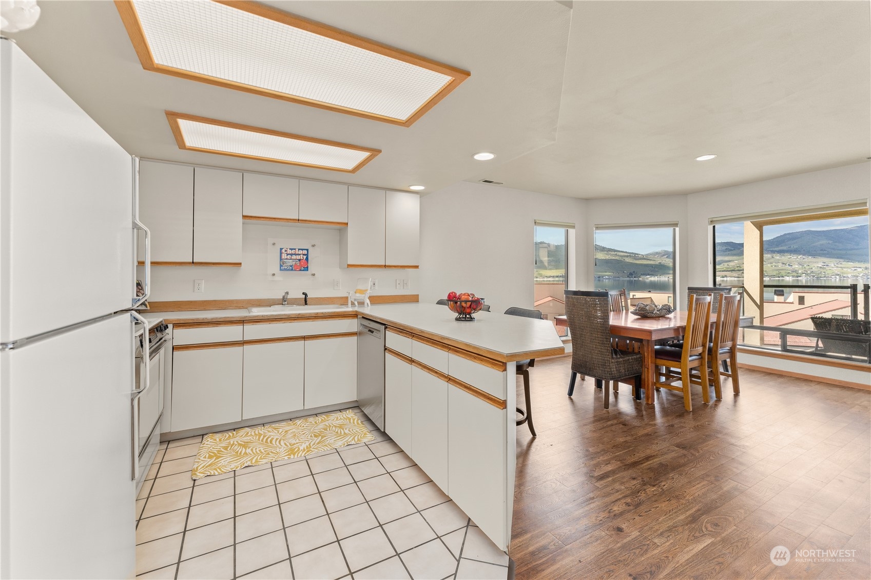 100 Lk Chelan Shores Drive Unit: 19-5