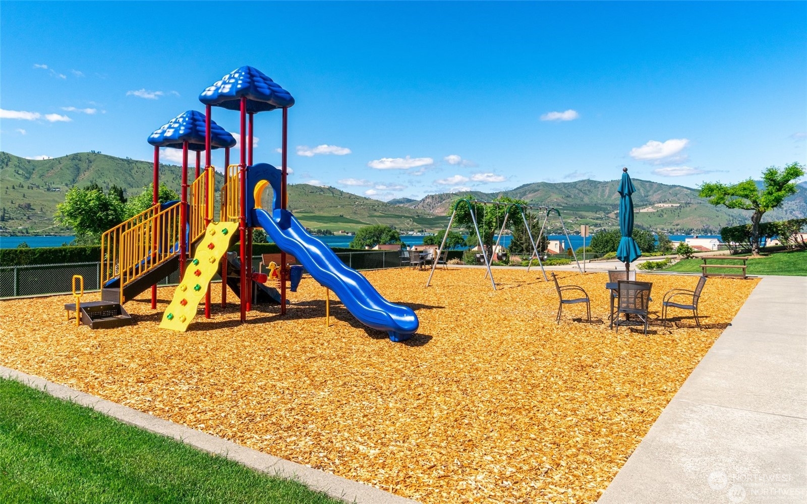 100 Lk Chelan Shores Drive Unit: 19-5