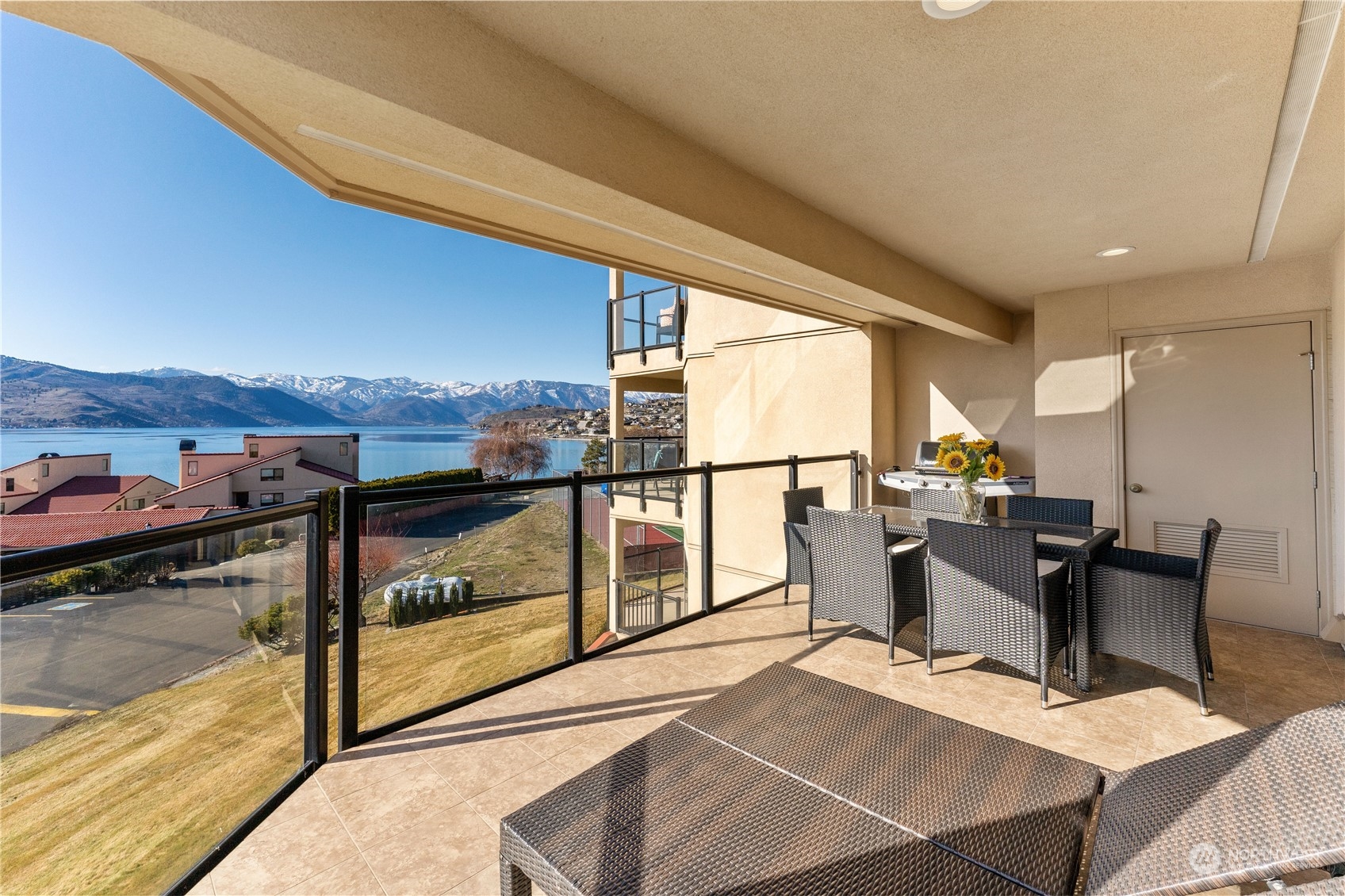 100 Lk Chelan Shores Drive Unit: 19-5