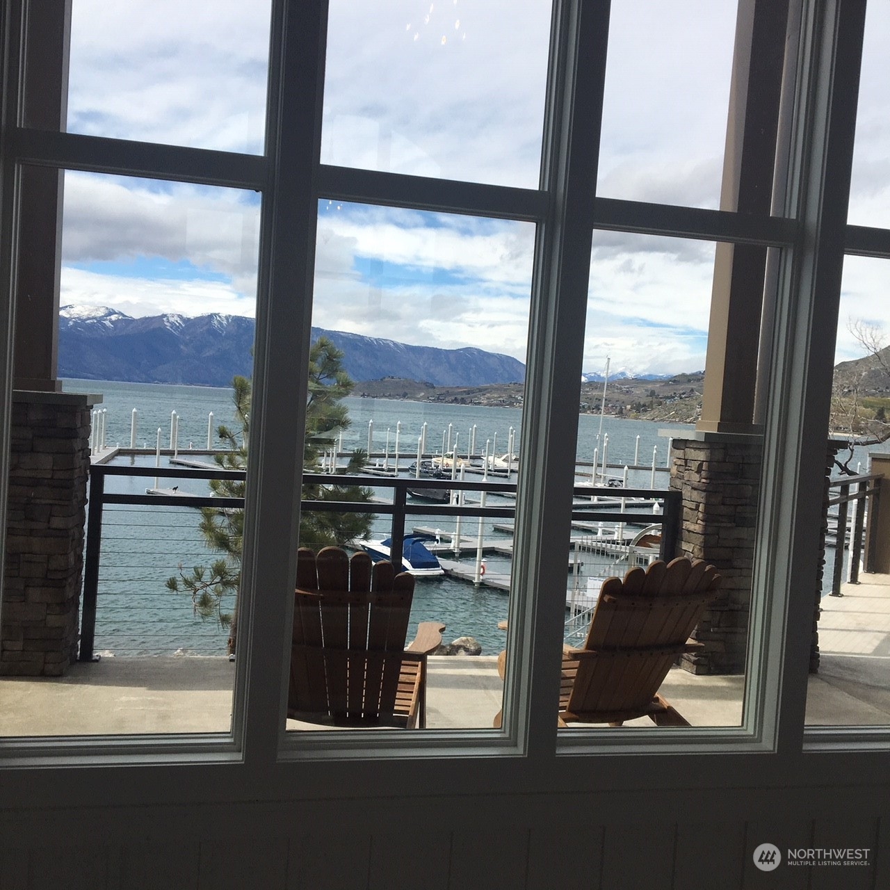 1350 W Woodin Avenue Unit: E18