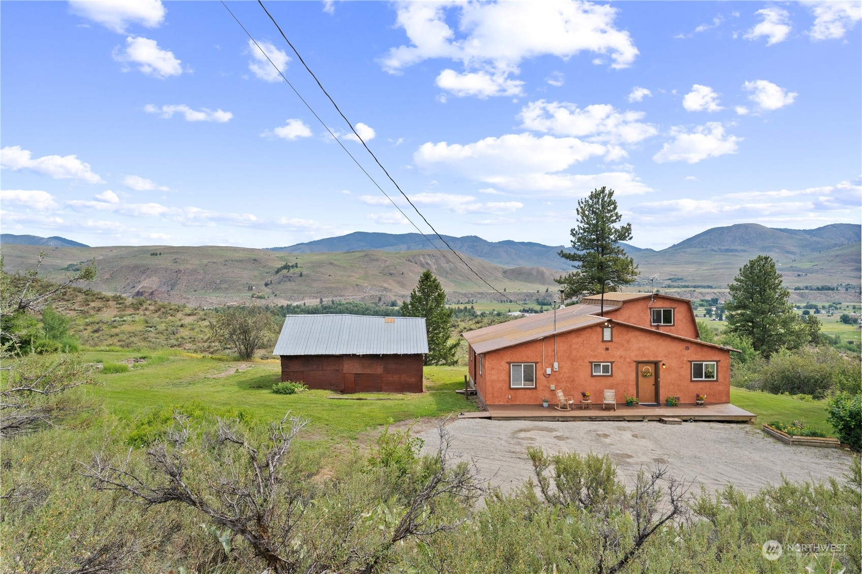 86 Foothill Way