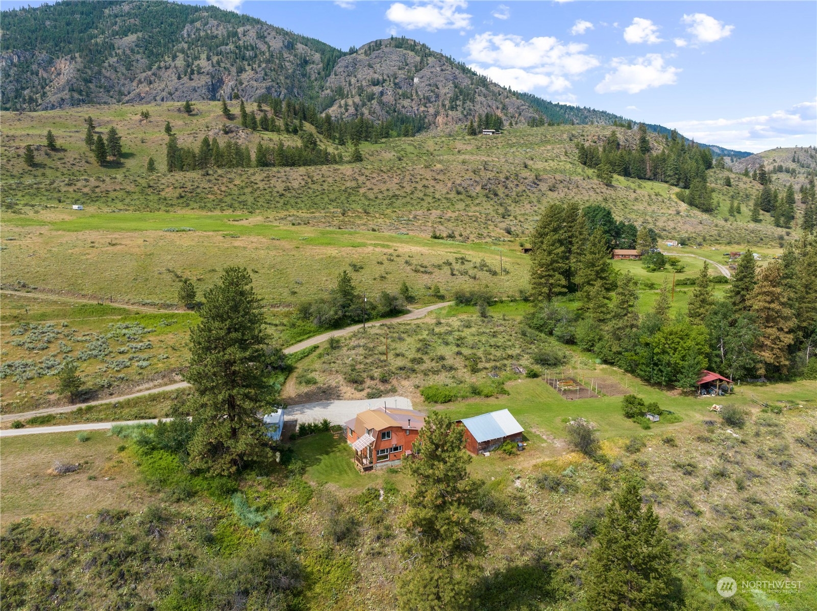 86 Foothill Way