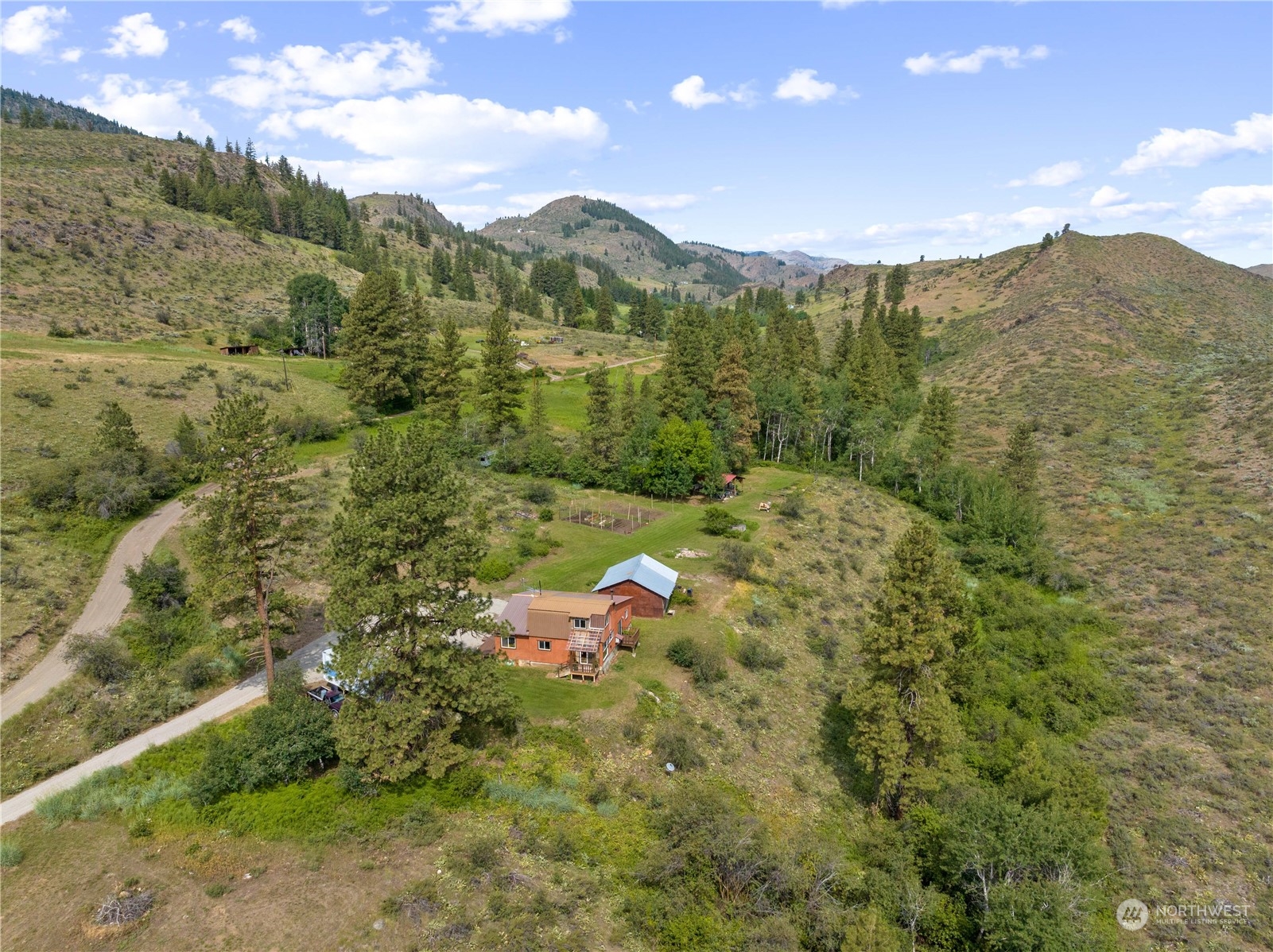 86 Foothill Way