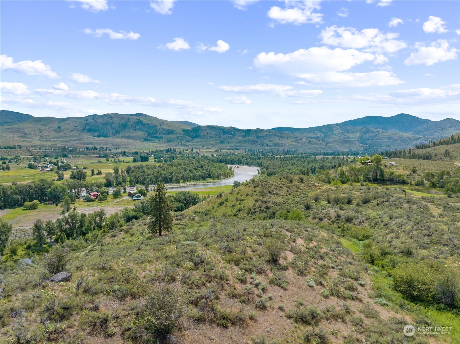 86 Foothill Way