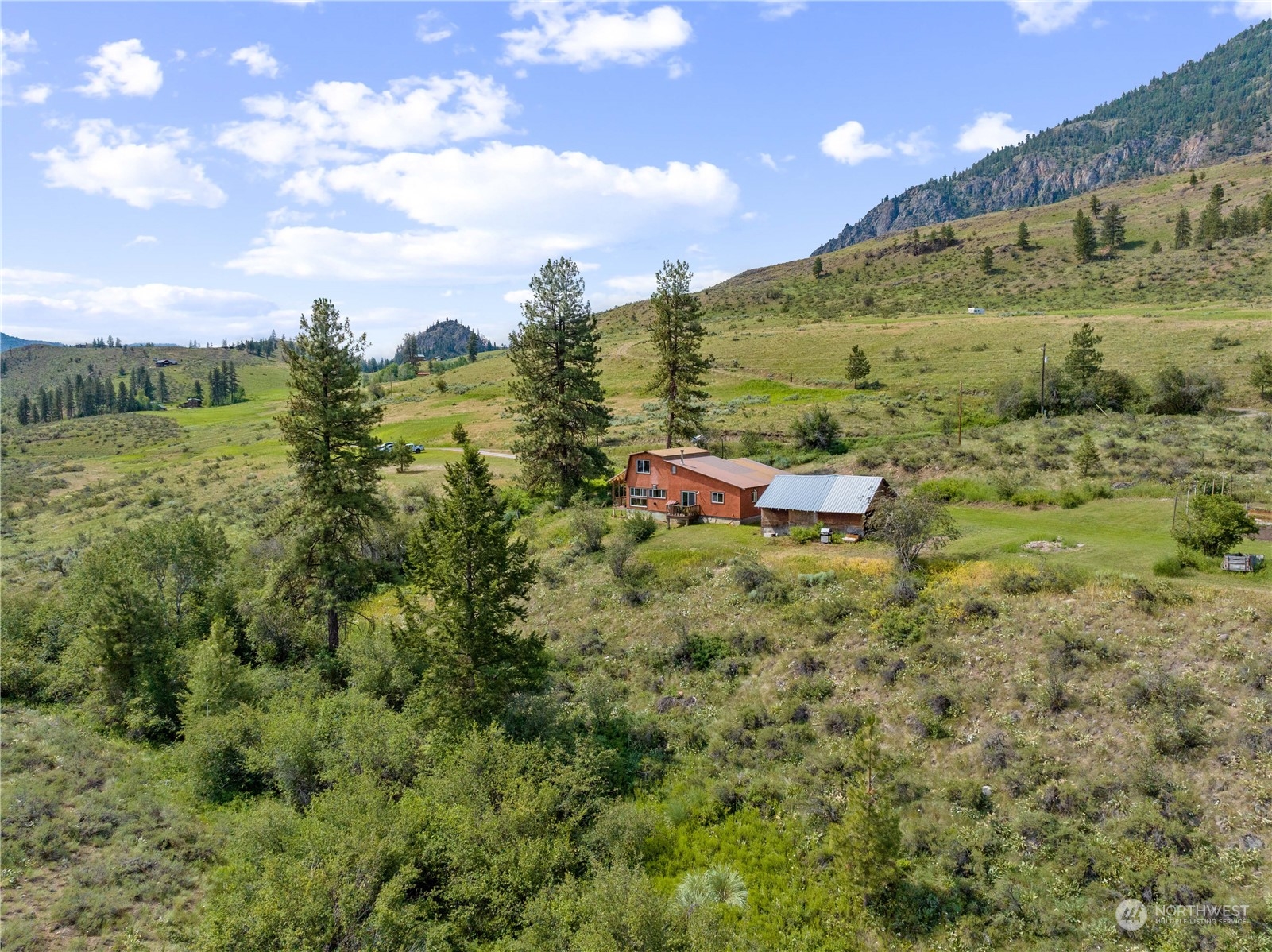 86 Foothill Way