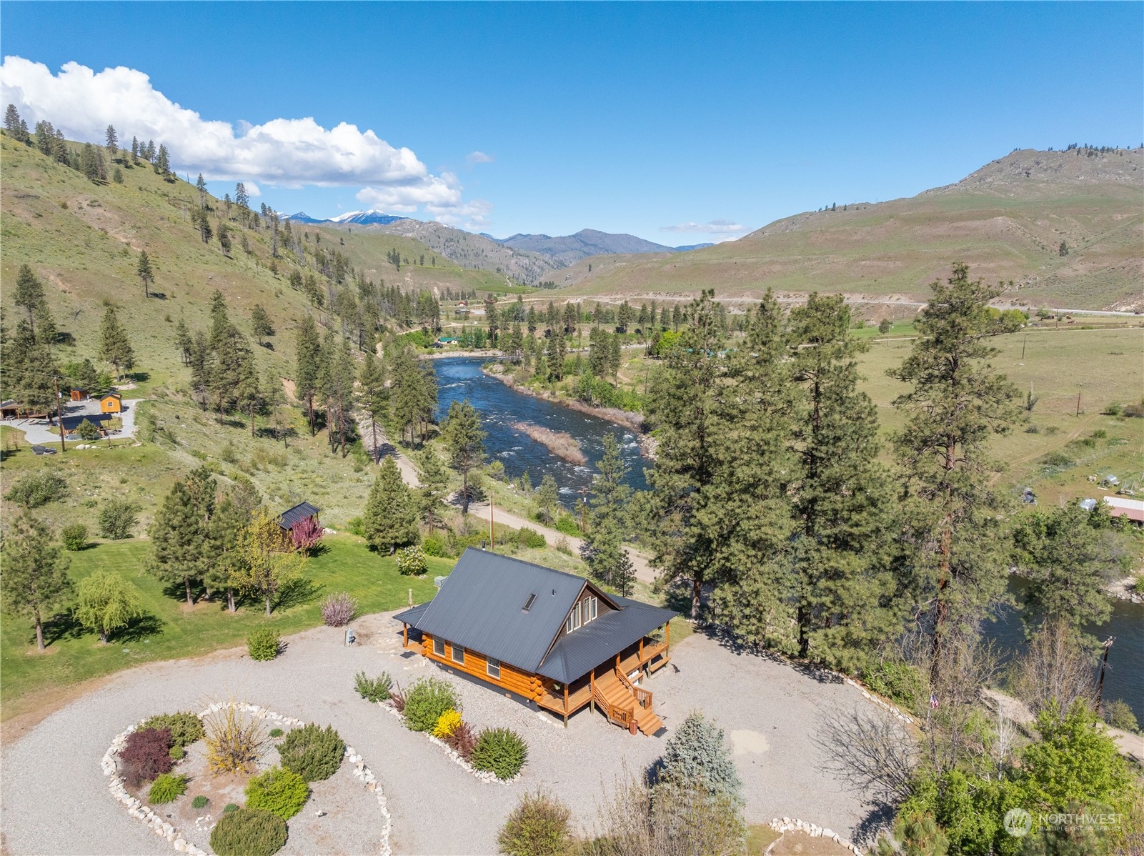 15 Hammer Creek Road