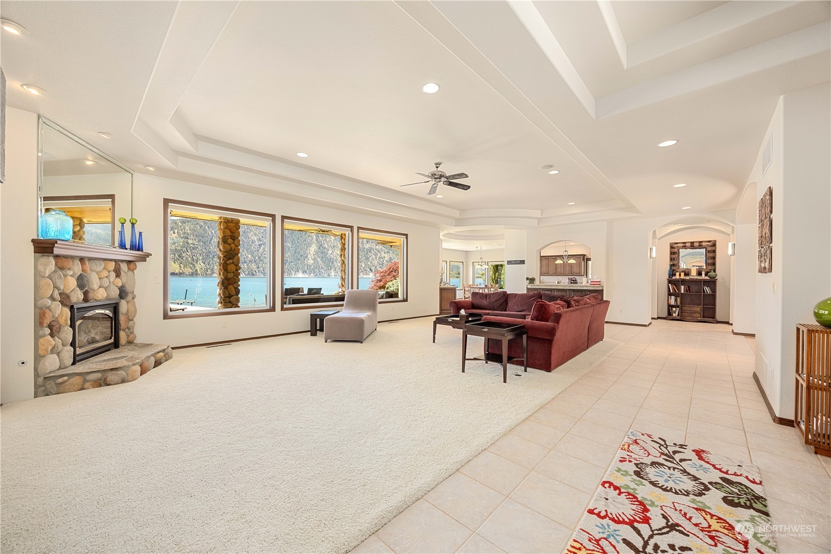 358 Hyacinth Road