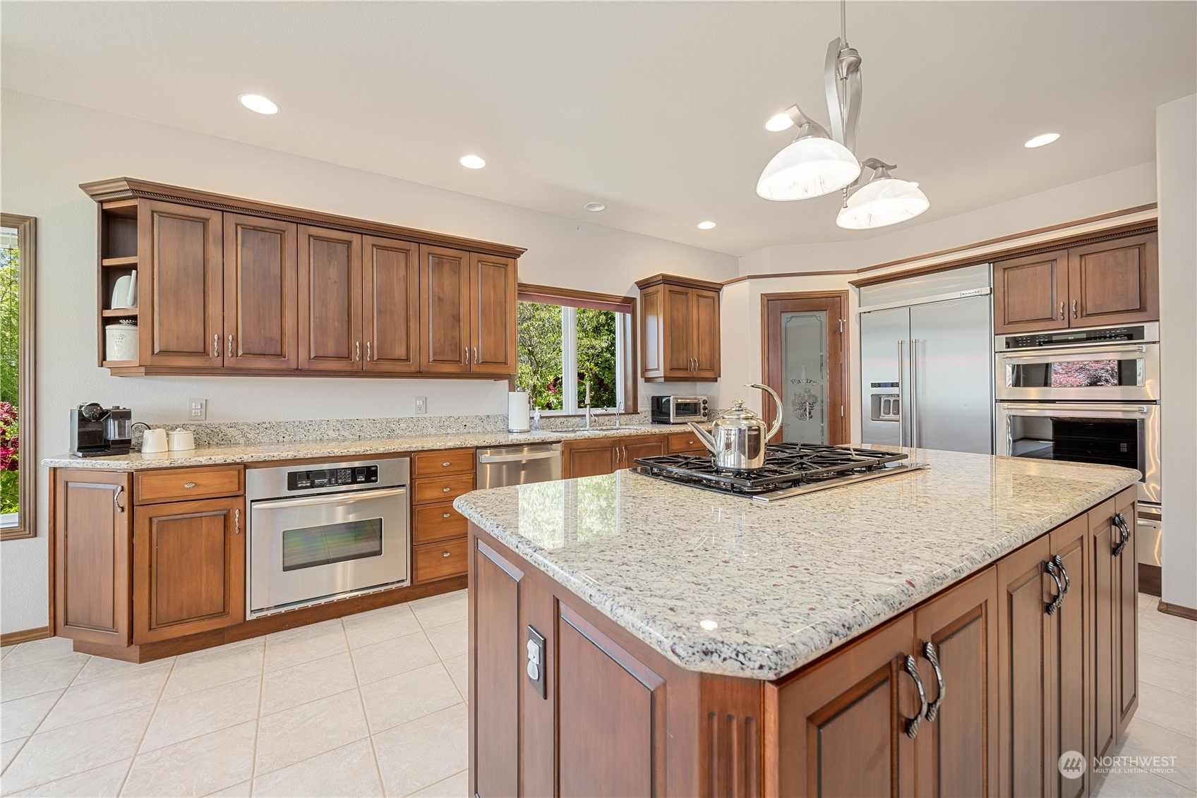 358 Hyacinth Road