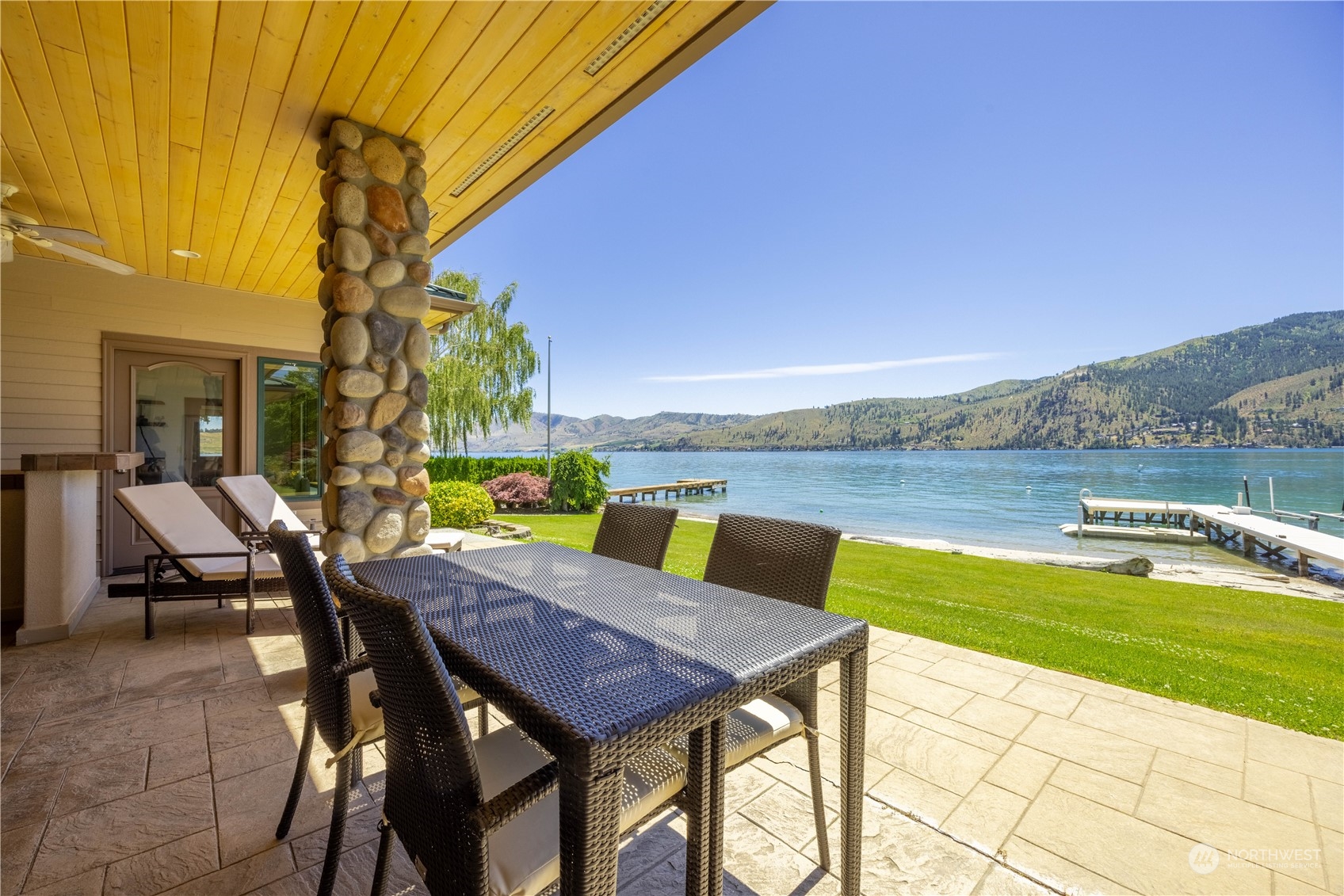 358 Hyacinth Road