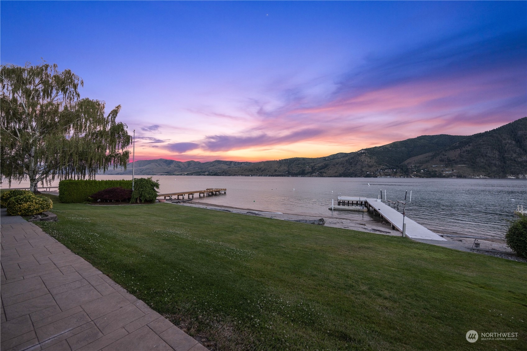 358 Hyacinth Road