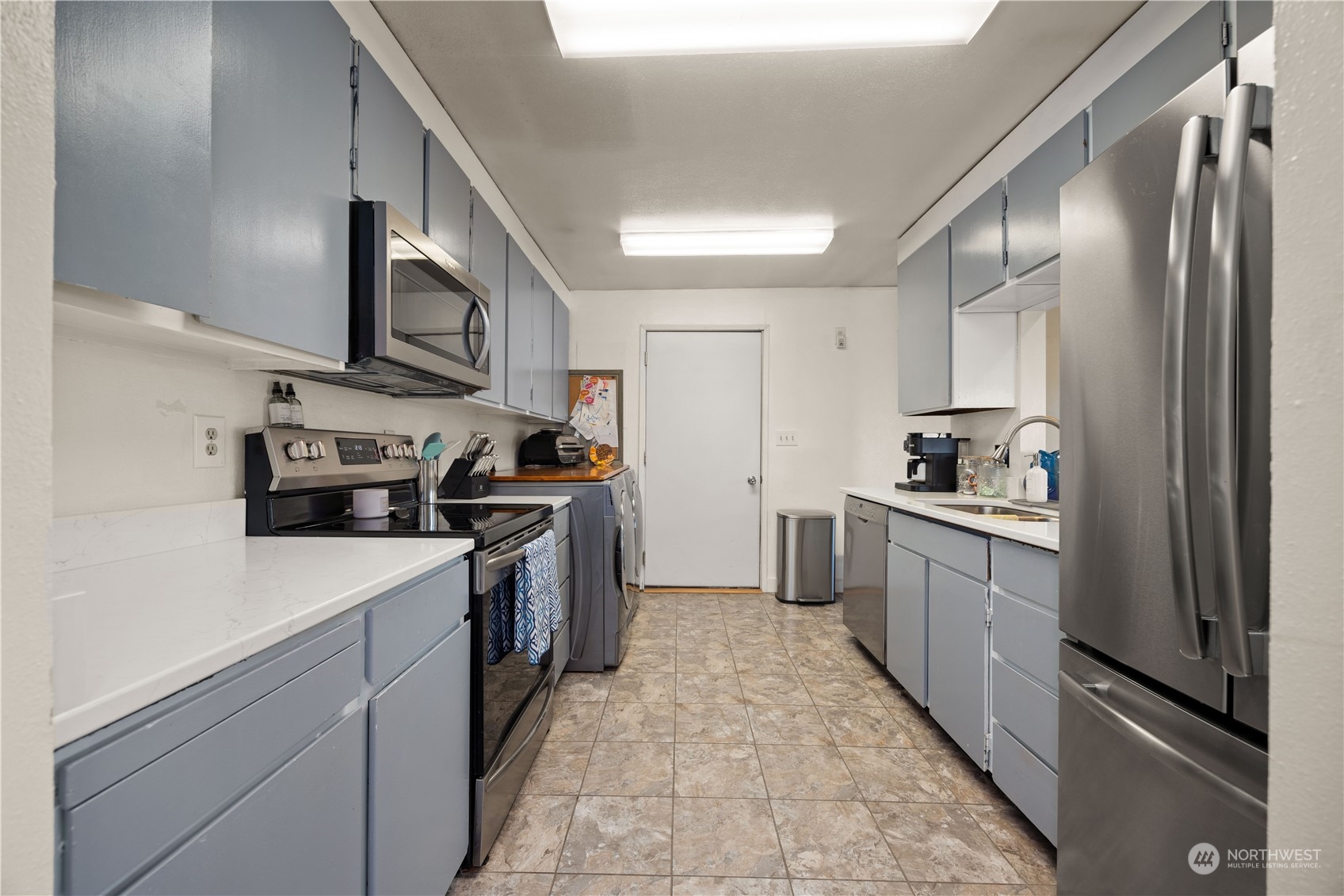275 Wells Avenue
