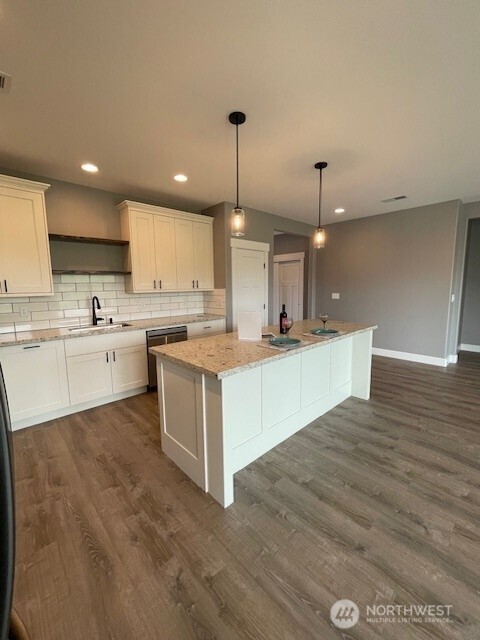 9 Columbia View Drive