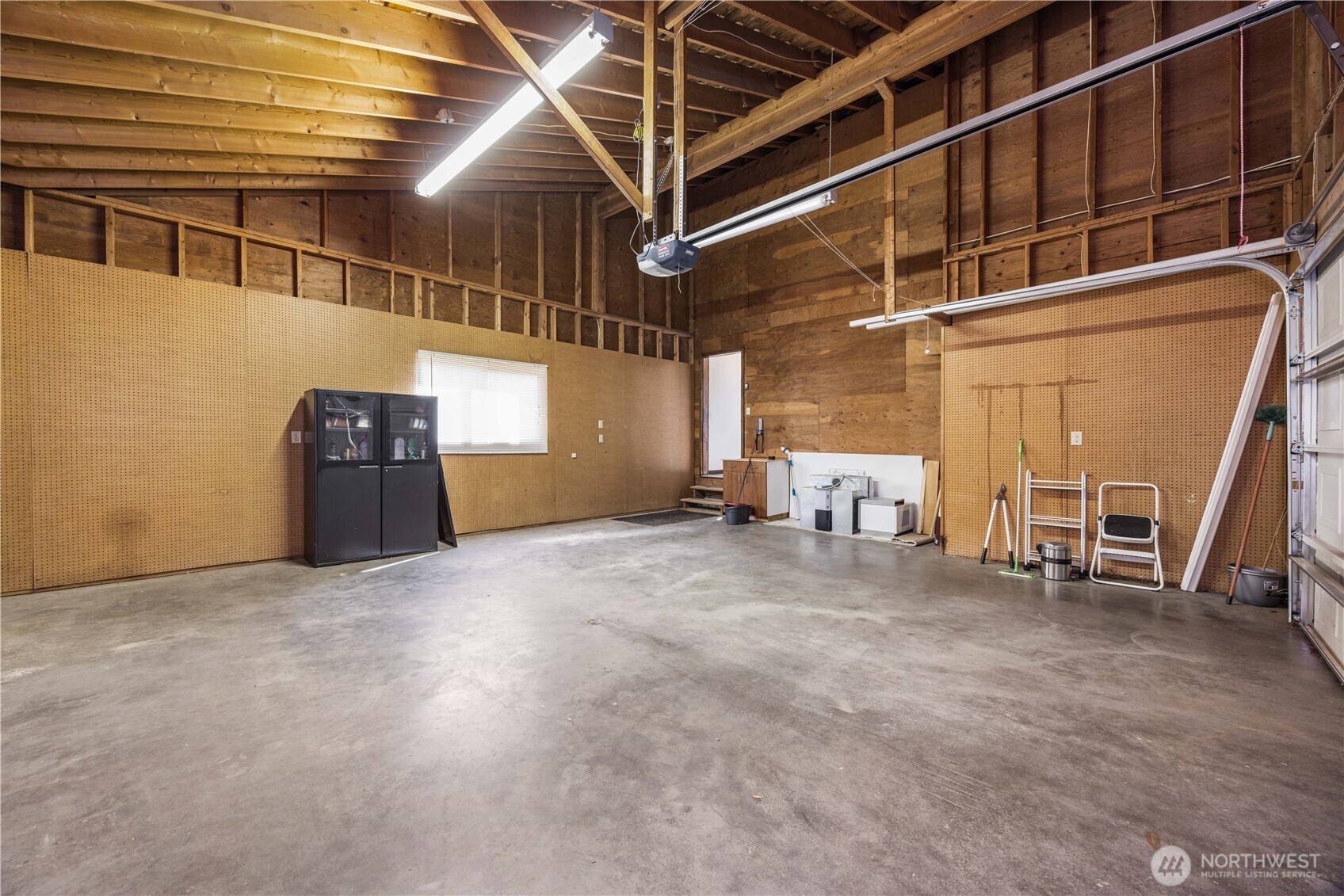 132 Delmav Avenue