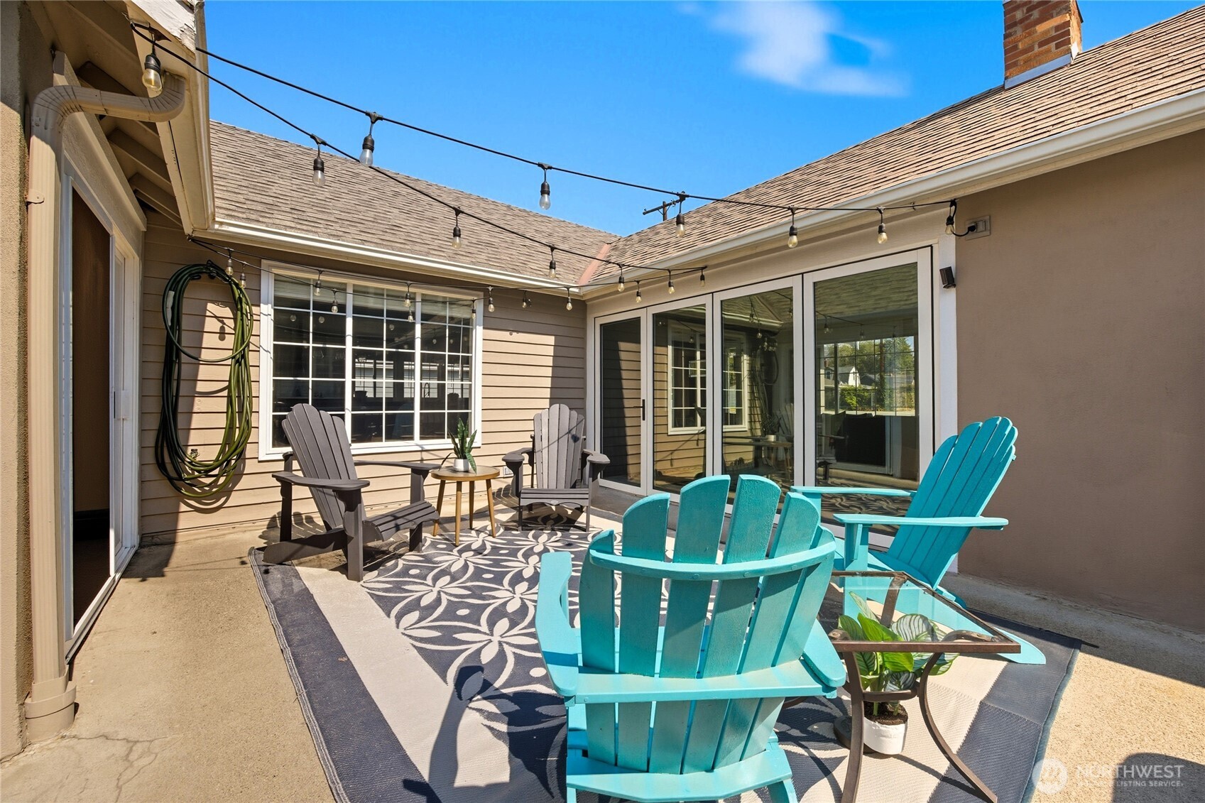 214 S Bradley Street