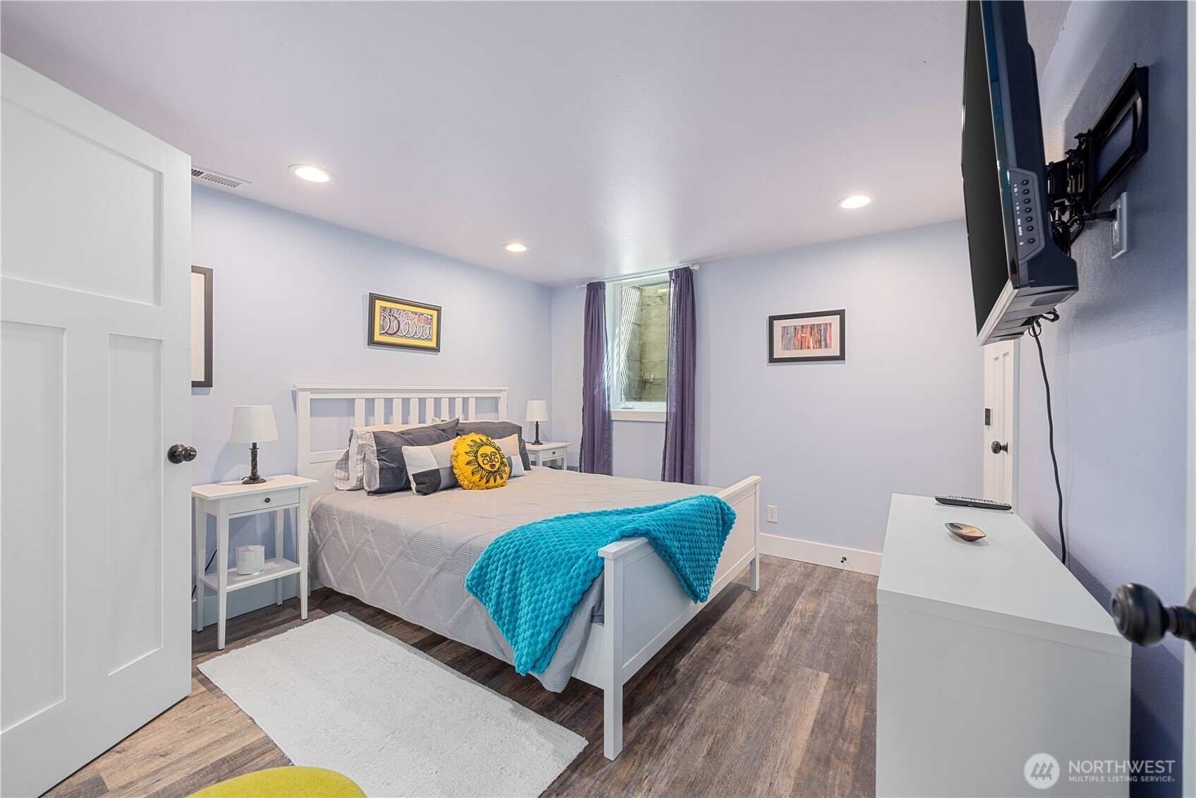 214 S Bradley Street