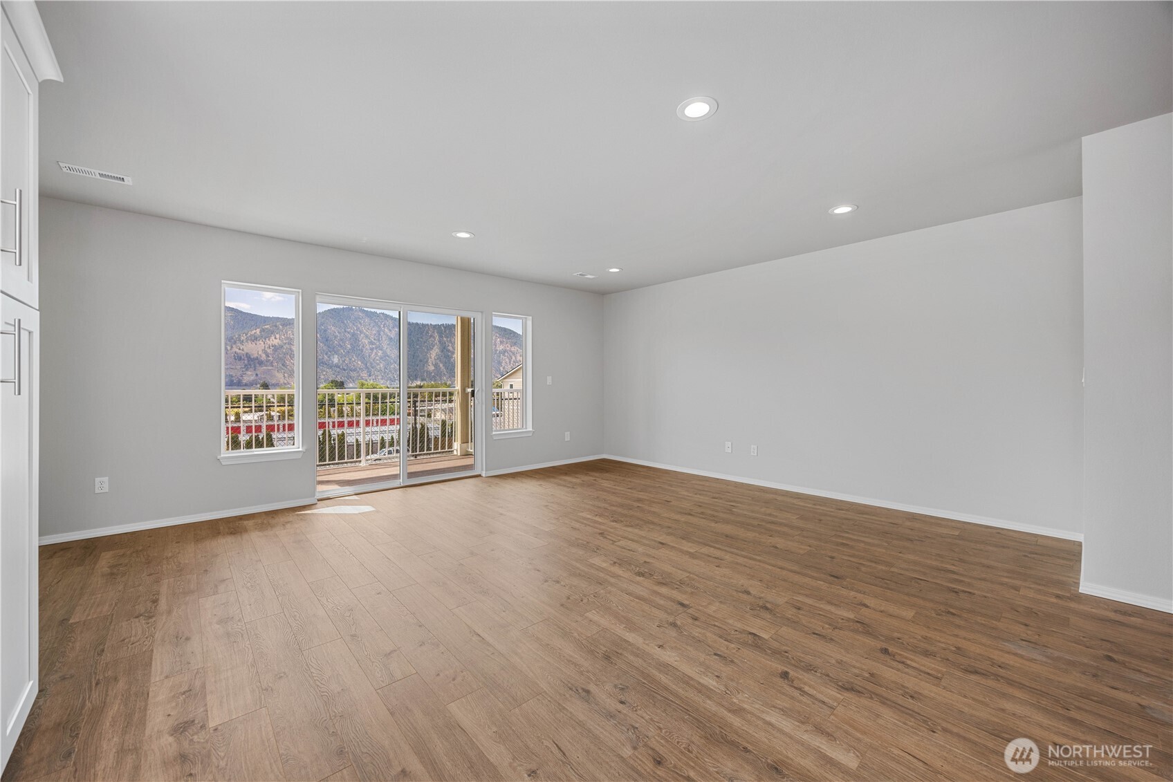 51 Phoebe Lane Unit: 9