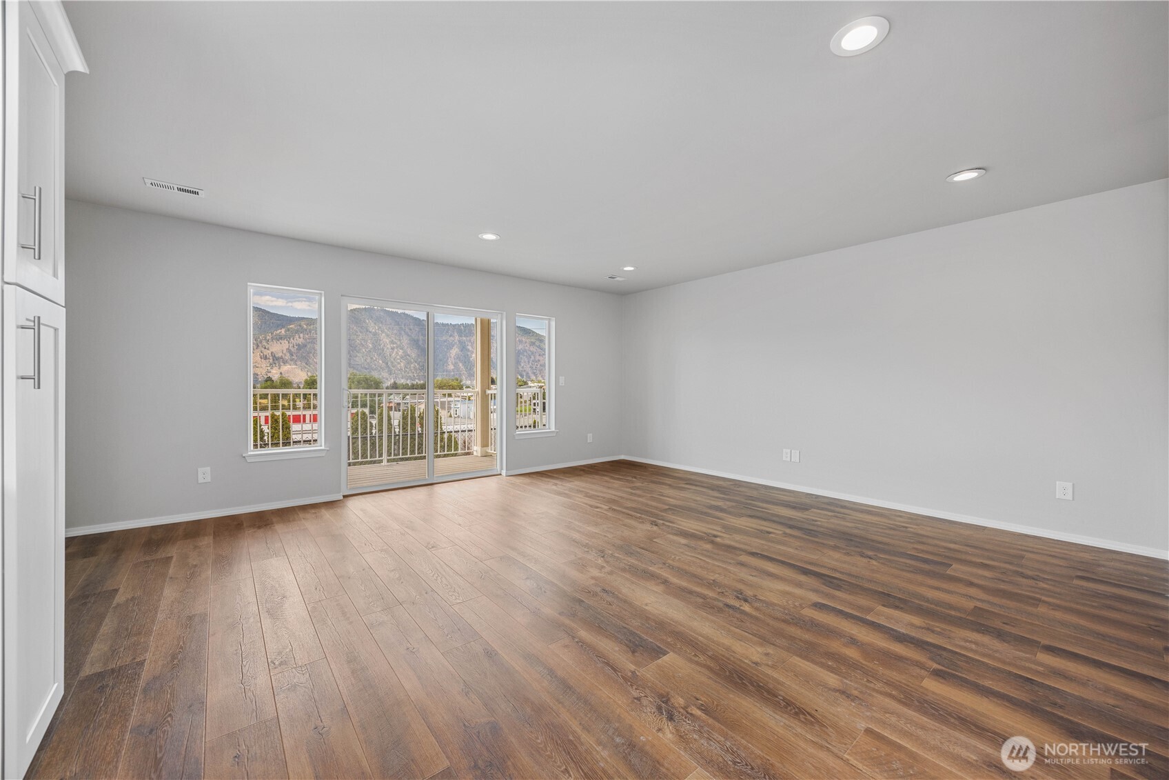 51 Phoebe Lane Unit: 13