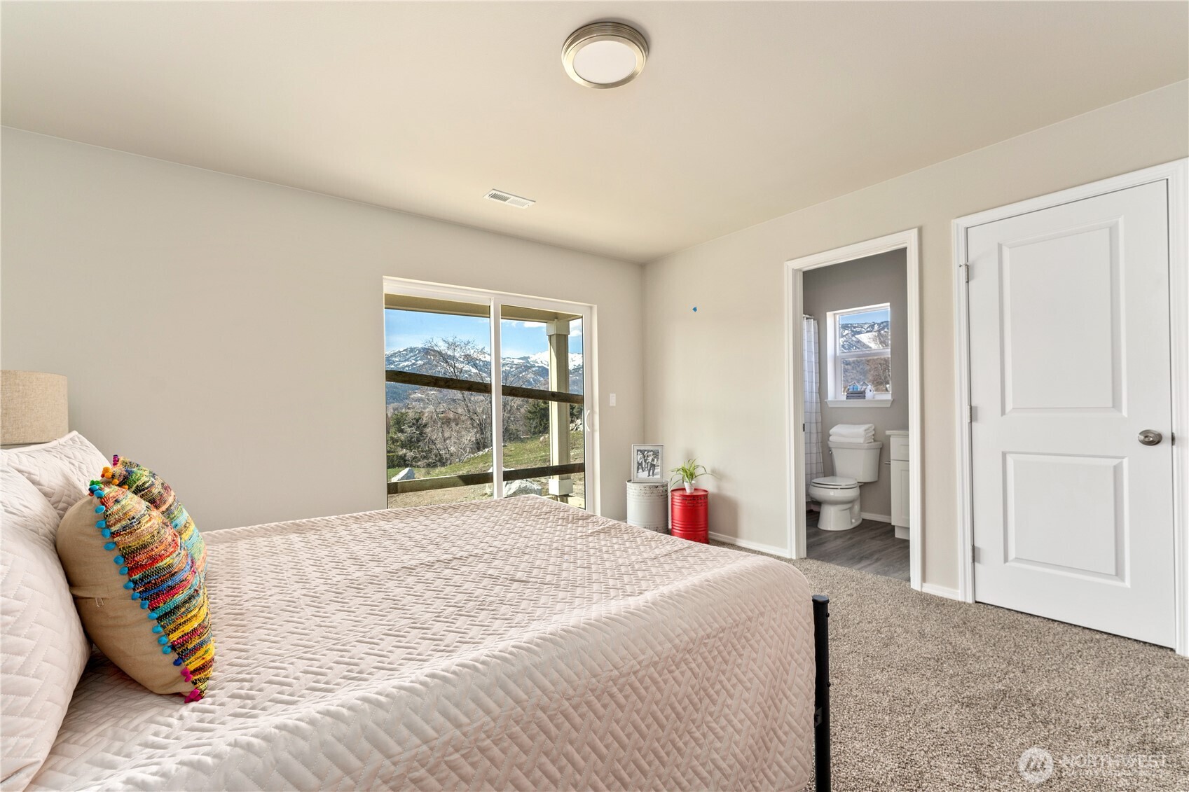 51 Phoebe Lane Unit: 13